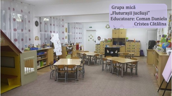 Grupa mica Fluturasii jucausi